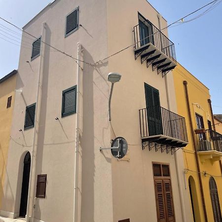 Zohra Villa Castellammare del Golfo Exteriör bild